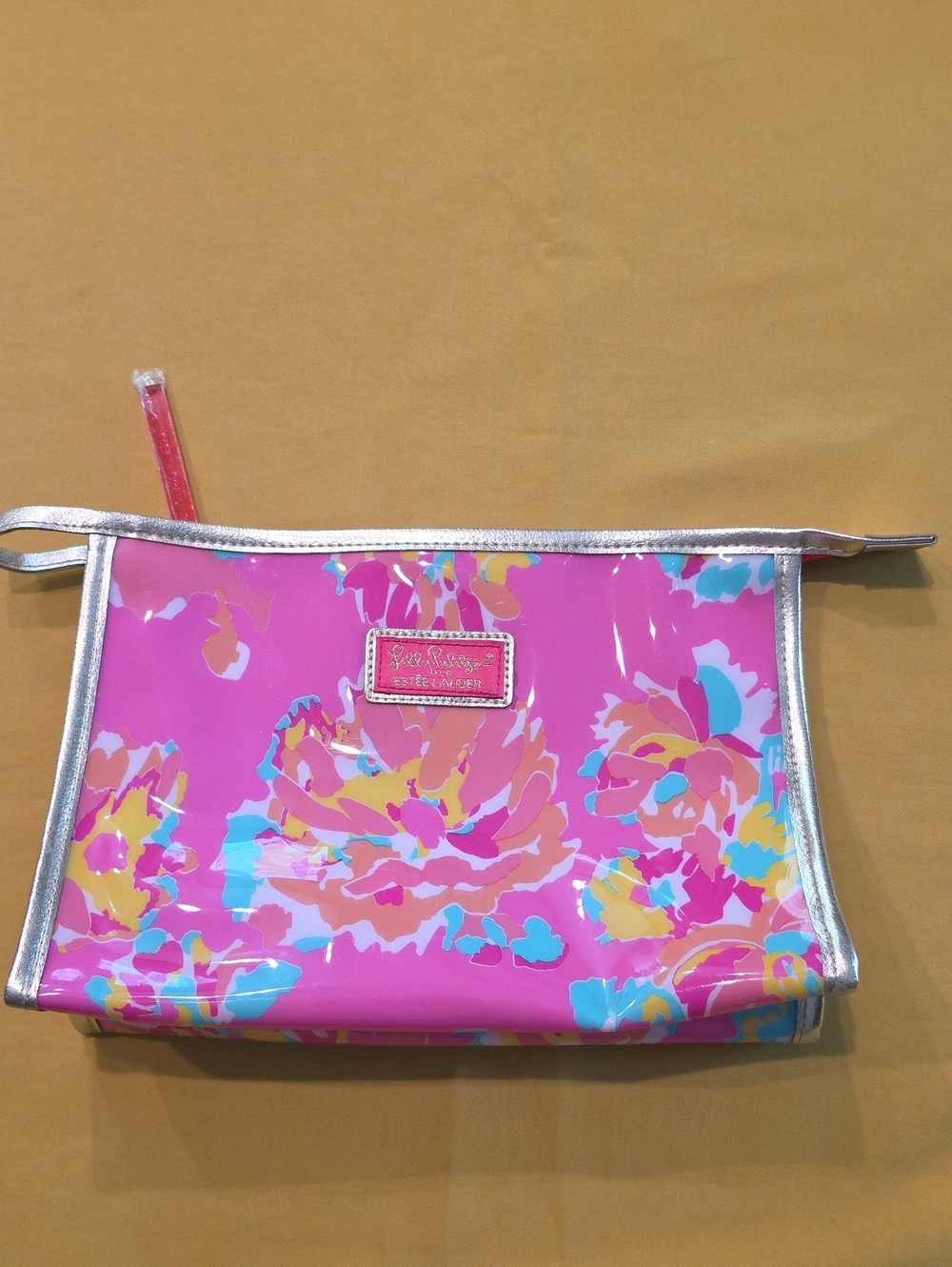 NWOT Lilly Pulitzer x Estee Lauder Floral Cosmetic Bag Set - Sealed Zipper Pull